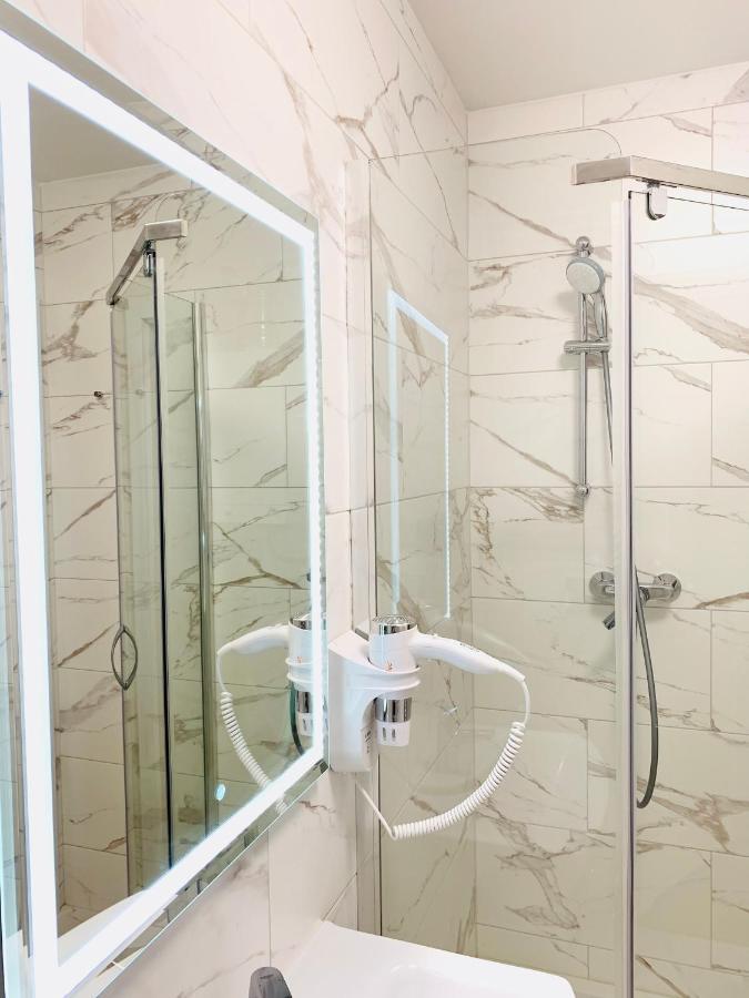 Apartament W Samym Sercu Miasta Z Darmowym Parkingiem Pod Zlotym Lwem -Hotel VI Kłodzko Εξωτερικό φωτογραφία