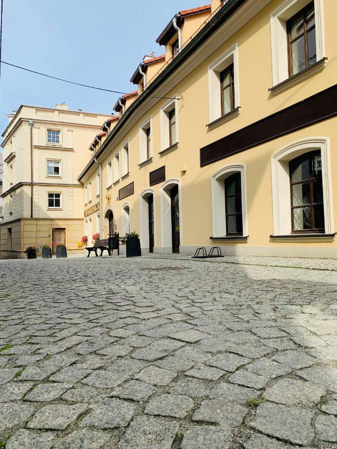 Apartament W Samym Sercu Miasta Z Darmowym Parkingiem Pod Zlotym Lwem -Hotel VI Kłodzko Εξωτερικό φωτογραφία
